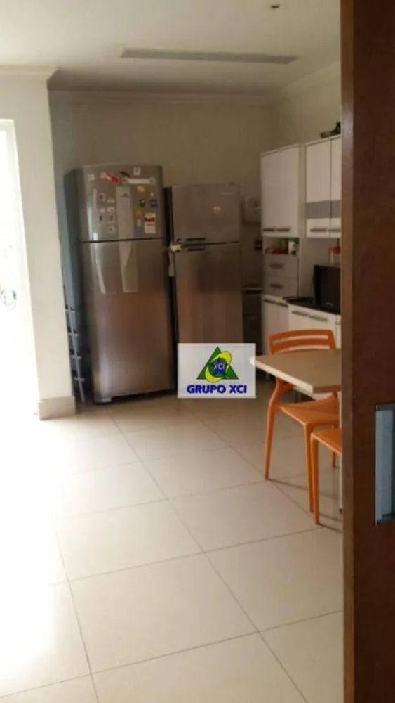 Casa, 4 quartos, 327 m² - Foto 9