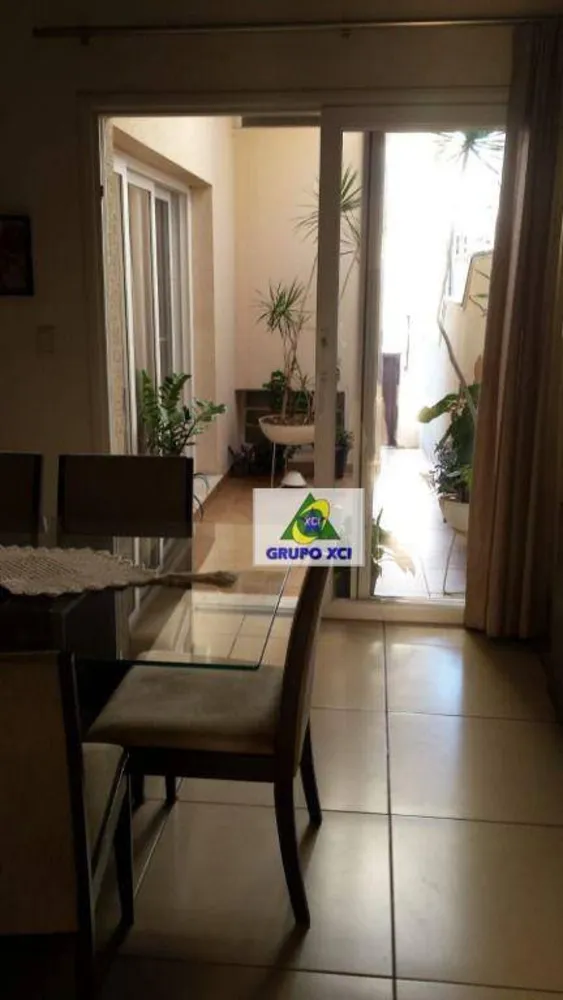 Casa, 4 quartos, 327 m² - Foto 1