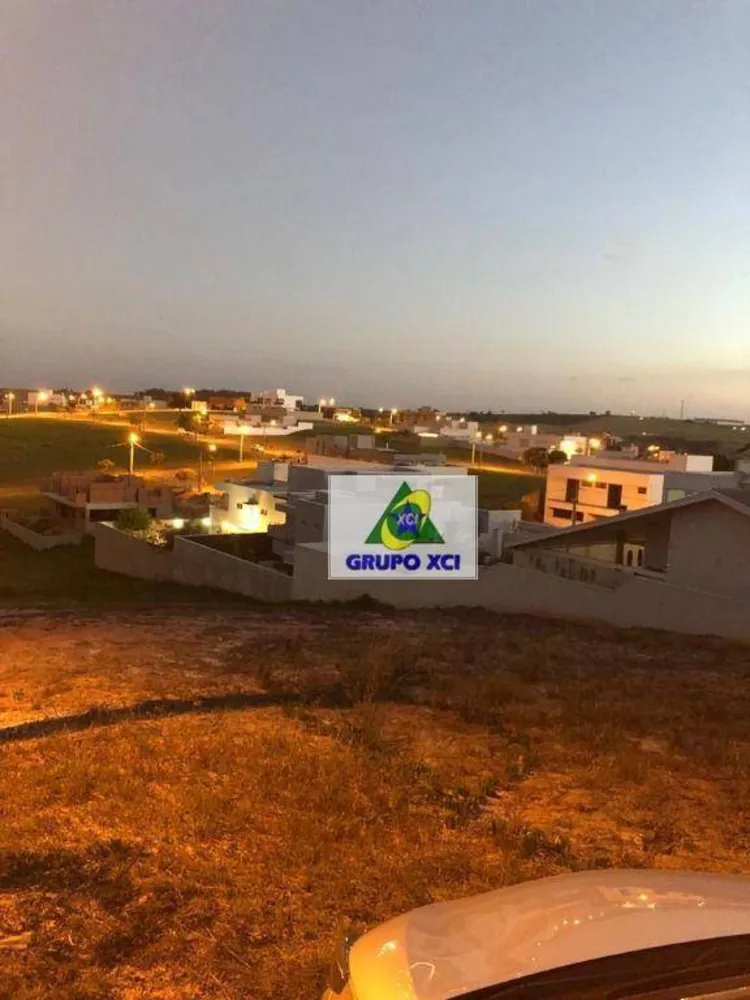 Loteamento e Condomínio, 600 m² - Foto 1
