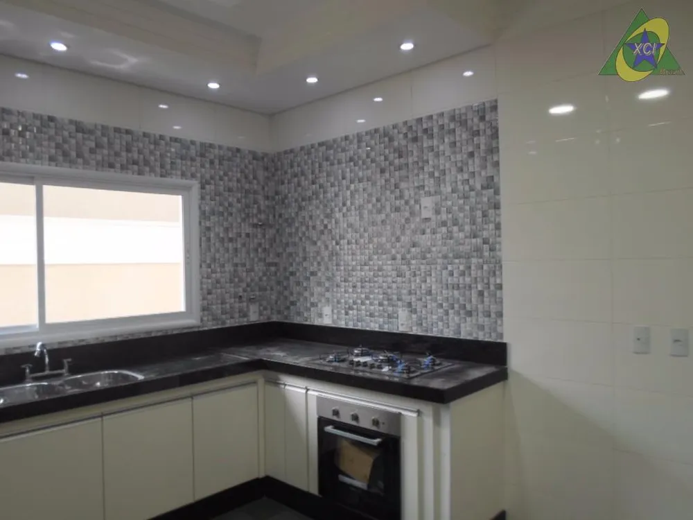 Sobrado, 4 quartos, 320 m² - Foto 2