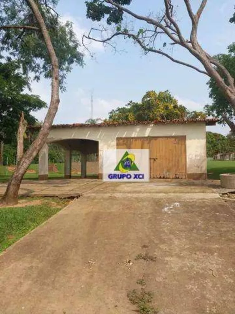 Chácara à venda com 4 quartos, 10617M2 - Foto 1