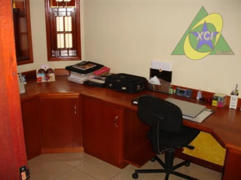 Casa, 4 quartos, 347 m² - Foto 4