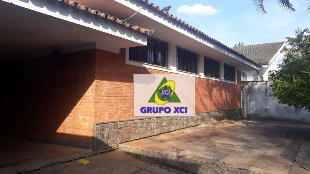 Casa, 3 quartos, 300 m² - Foto 1