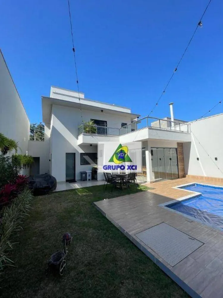Casa, 3 quartos, 240 m² - Foto 2