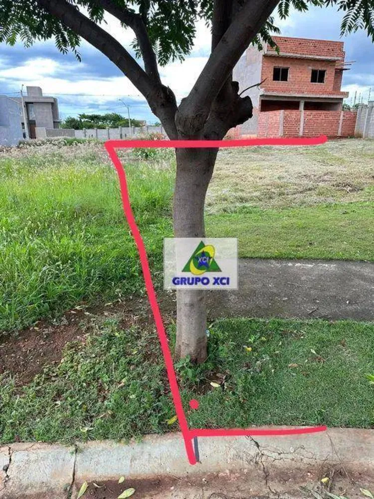 Loteamento e Condomínio, 425 m² - Foto 1