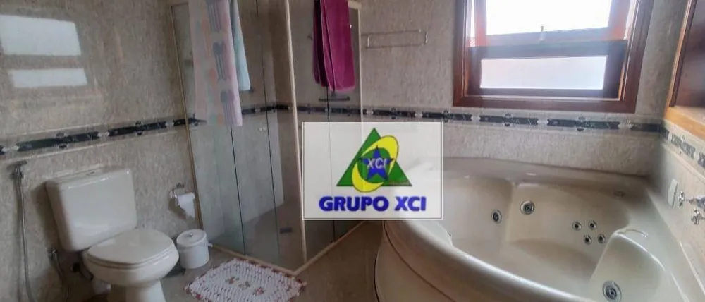 Casa, 3 quartos, 262 m² - Foto 1