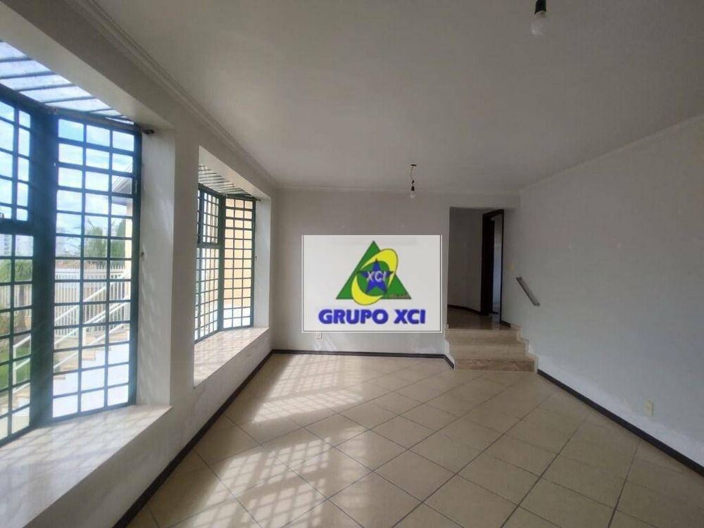 Casa, 3 quartos, 357 m² - Foto 2