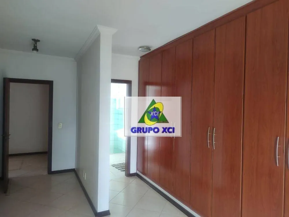 Casa, 3 quartos, 357 m² - Foto 4