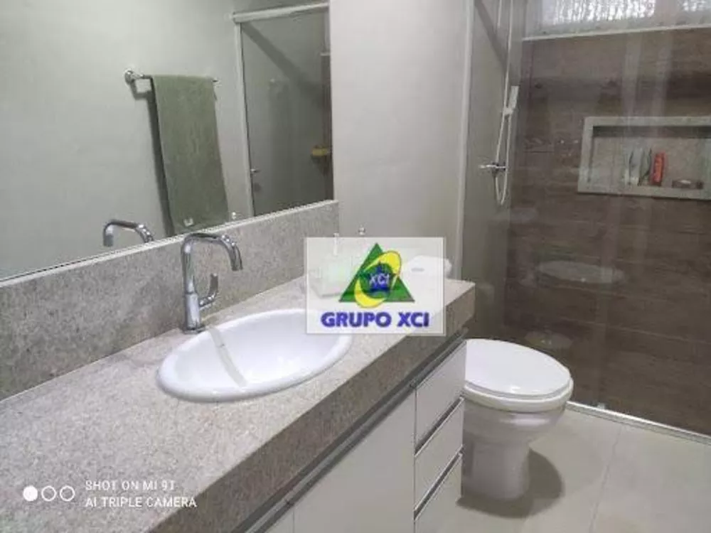 Casa à venda com 3 quartos, 320m² - Foto 3