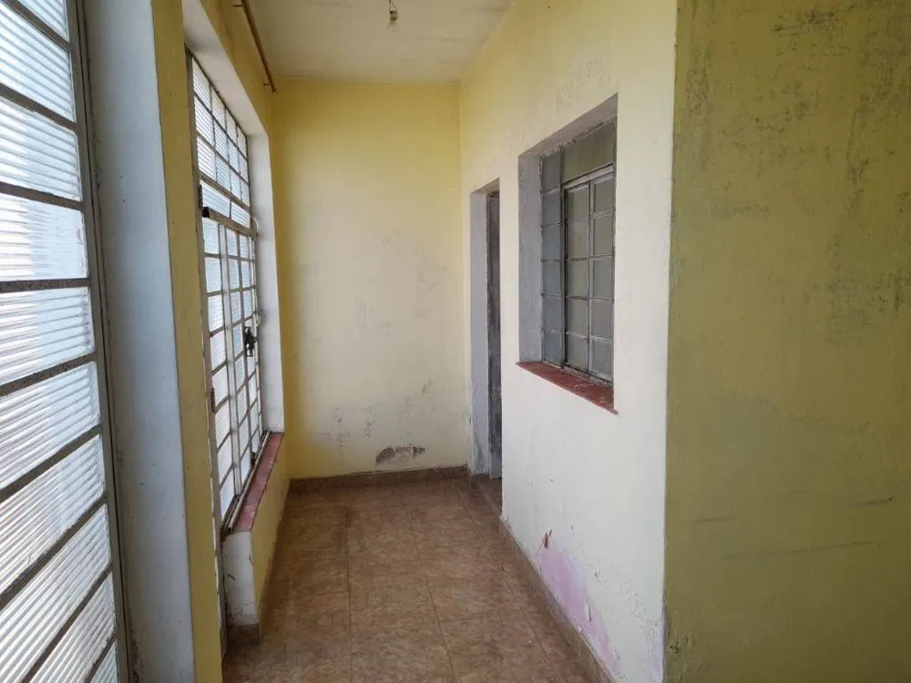 Casa, 5 quartos, 220 m² - Foto 2