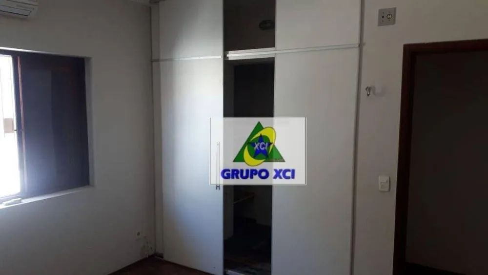 Casa, 5 quartos, 315 m² - Foto 2