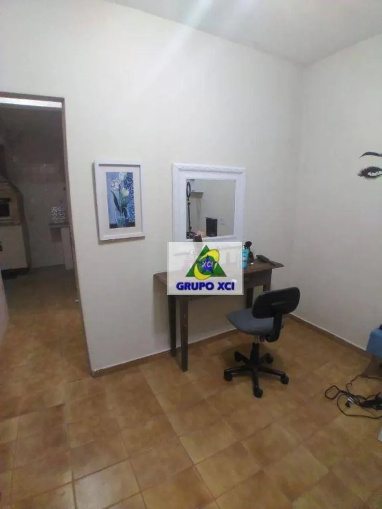 Casa, 4 quartos, 230 m² - Foto 4