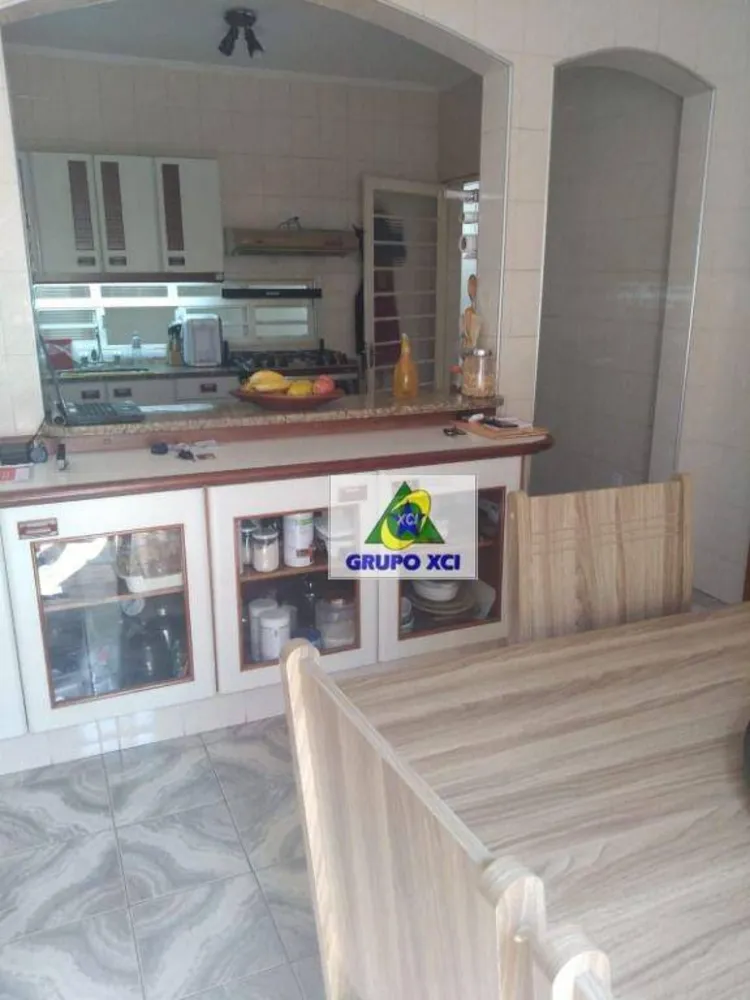 Casa, 4 quartos, 230 m² - Foto 7