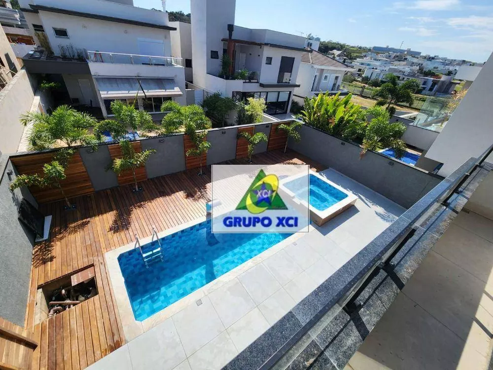 Casa à venda com 3 quartos, 250m² - Foto 4