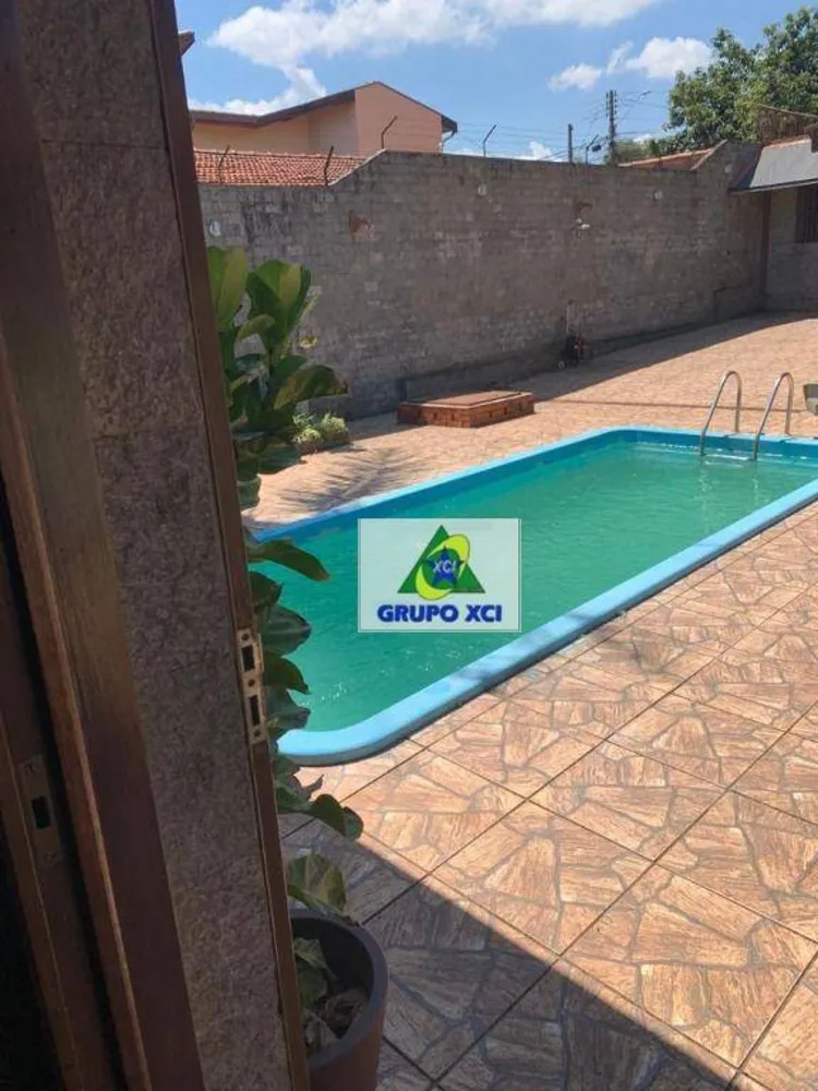 Casa, 3 quartos, 206 m² - Foto 2