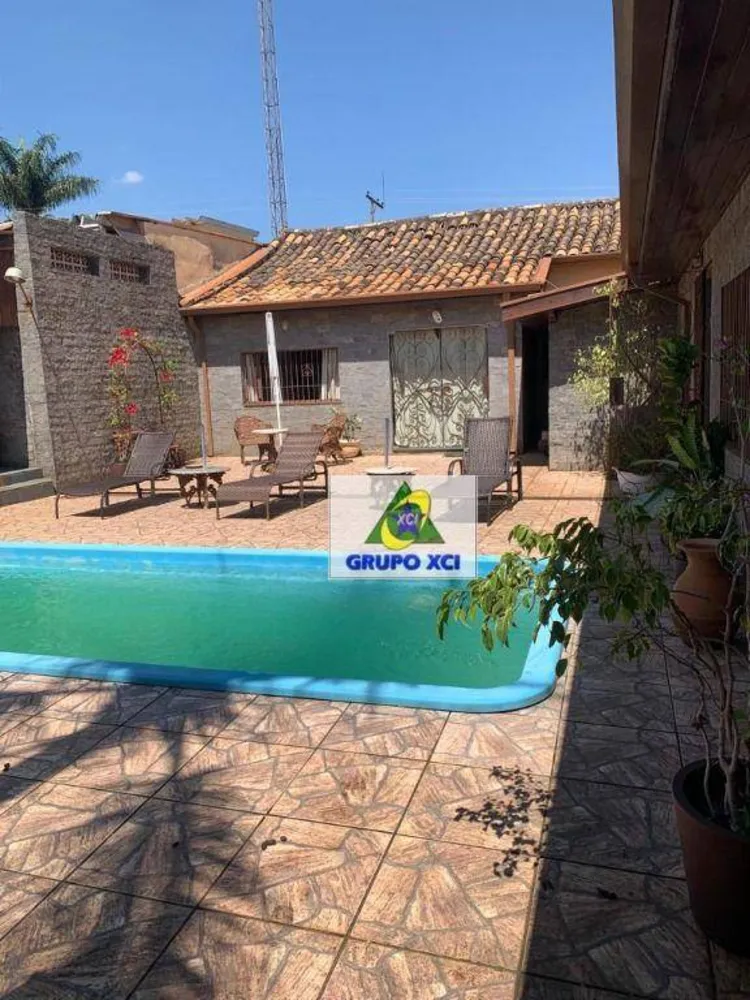 Casa, 3 quartos, 206 m² - Foto 3