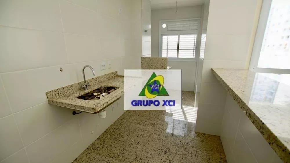 Apartamento à venda com 2 quartos, 65m² - Foto 4