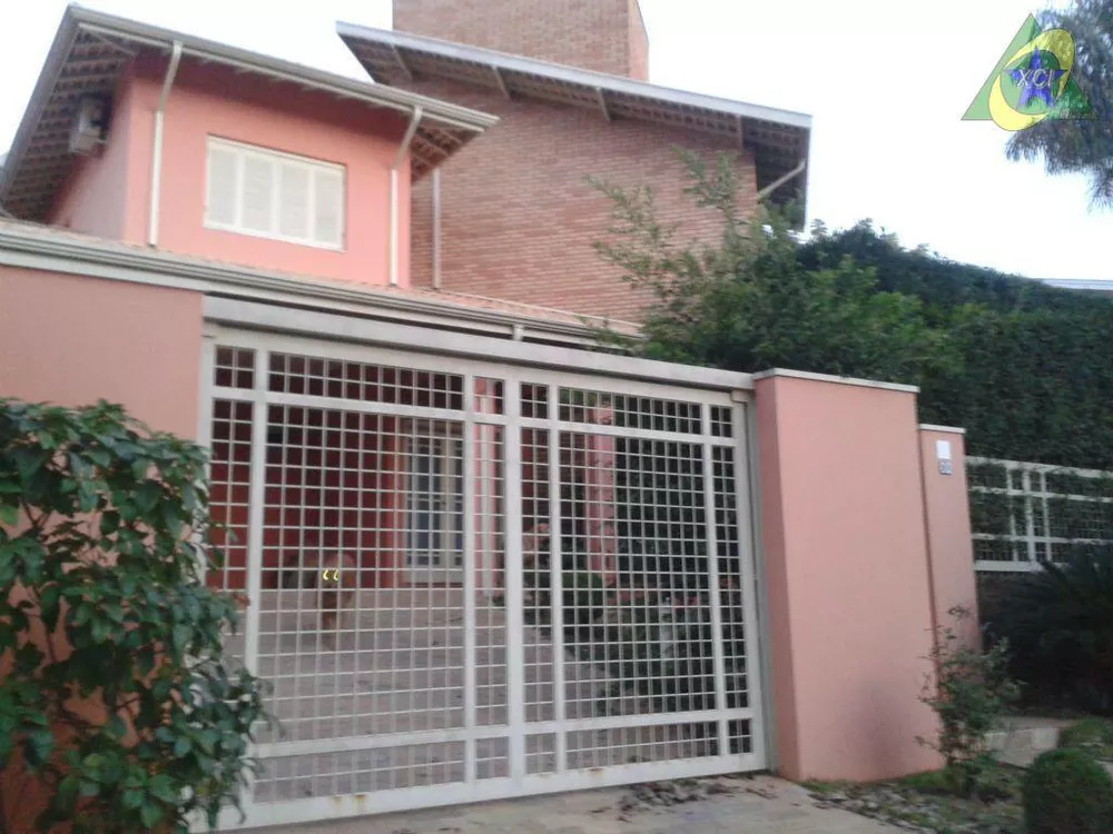 Casa de Condomínio à venda com 3 quartos, 350m² - Foto 1