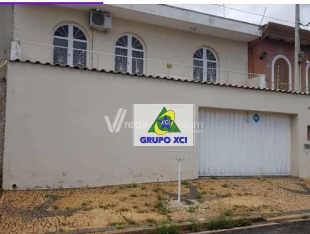 Casa, 4 quartos, 225 m² - Foto 1