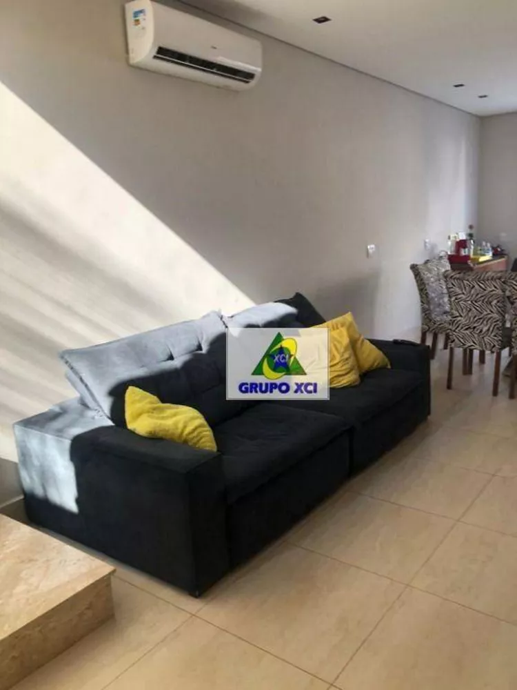 Sobrado à venda com 3 quartos, 154m² - Foto 3