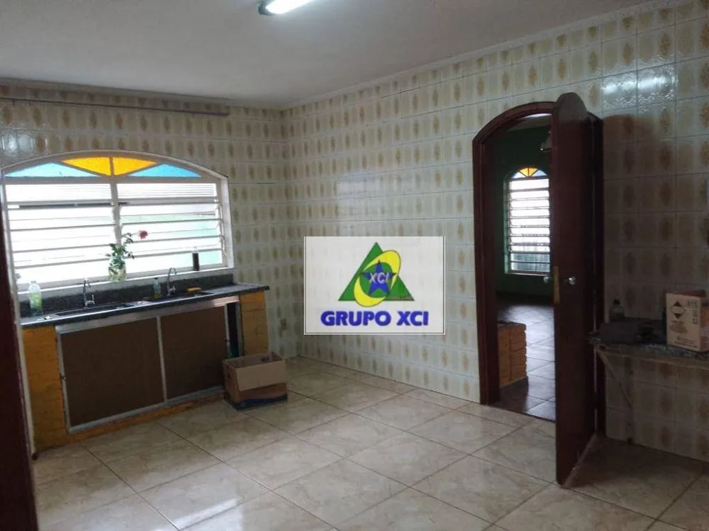 Casa, 3 quartos, 141 m² - Foto 2