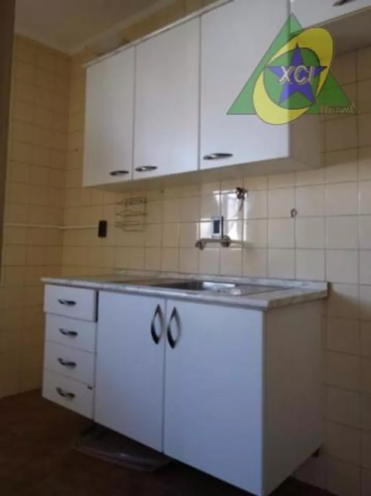 Apartamento à venda com 1 quarto, 50m² - Foto 4