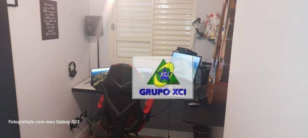 Casa à venda com 2 quartos, 200m² - Foto 3