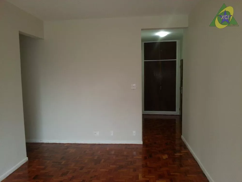 Apartamento à venda com 3 quartos, 98m² - Foto 4