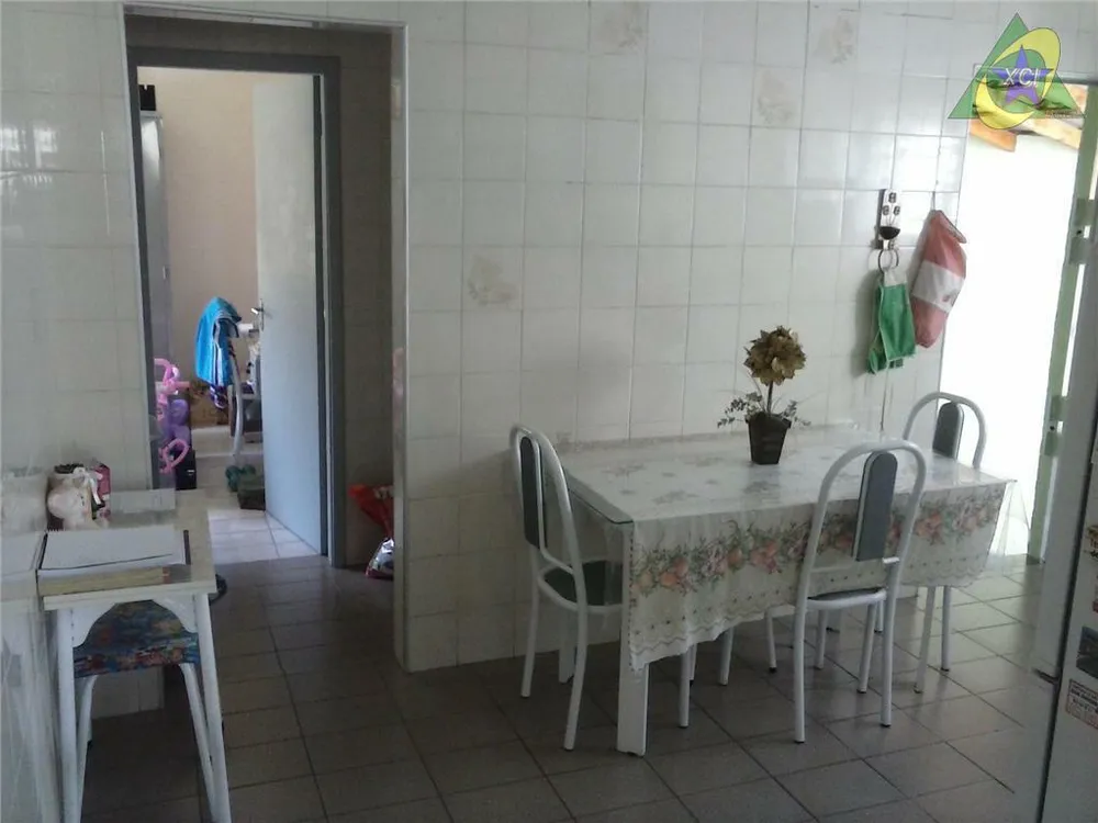 Casa, 3 quartos, 140 m² - Foto 2