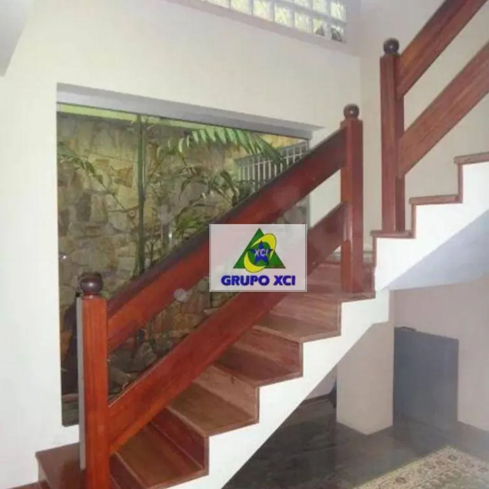 Casa, 5 quartos, 382 m² - Foto 1