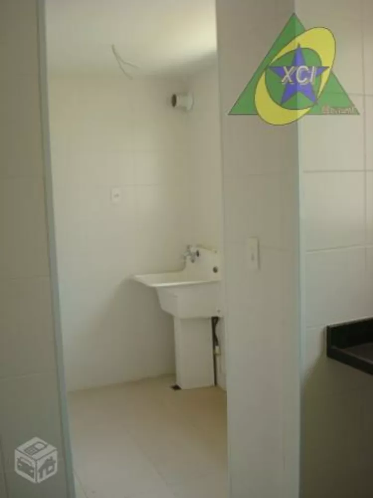 Apartamento à venda com 3 quartos, 116m² - Foto 3