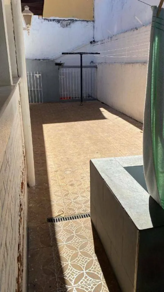 Casa, 4 quartos, 223 m² - Foto 2