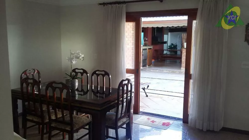 Casa de Condomínio à venda com 4 quartos, 340m² - Foto 6