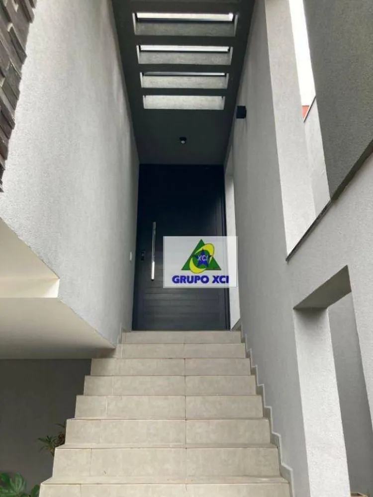 Sobrado, 3 quartos, 253 m² - Foto 2