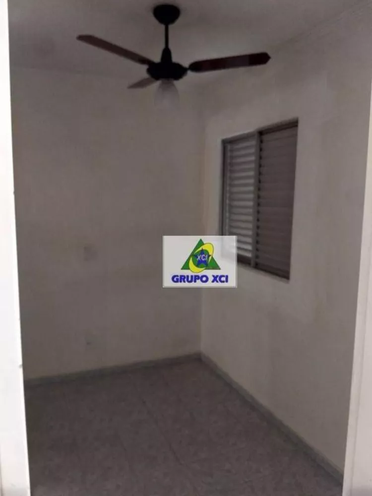 Apartamento à venda com 3 quartos, 86m² - Foto 2