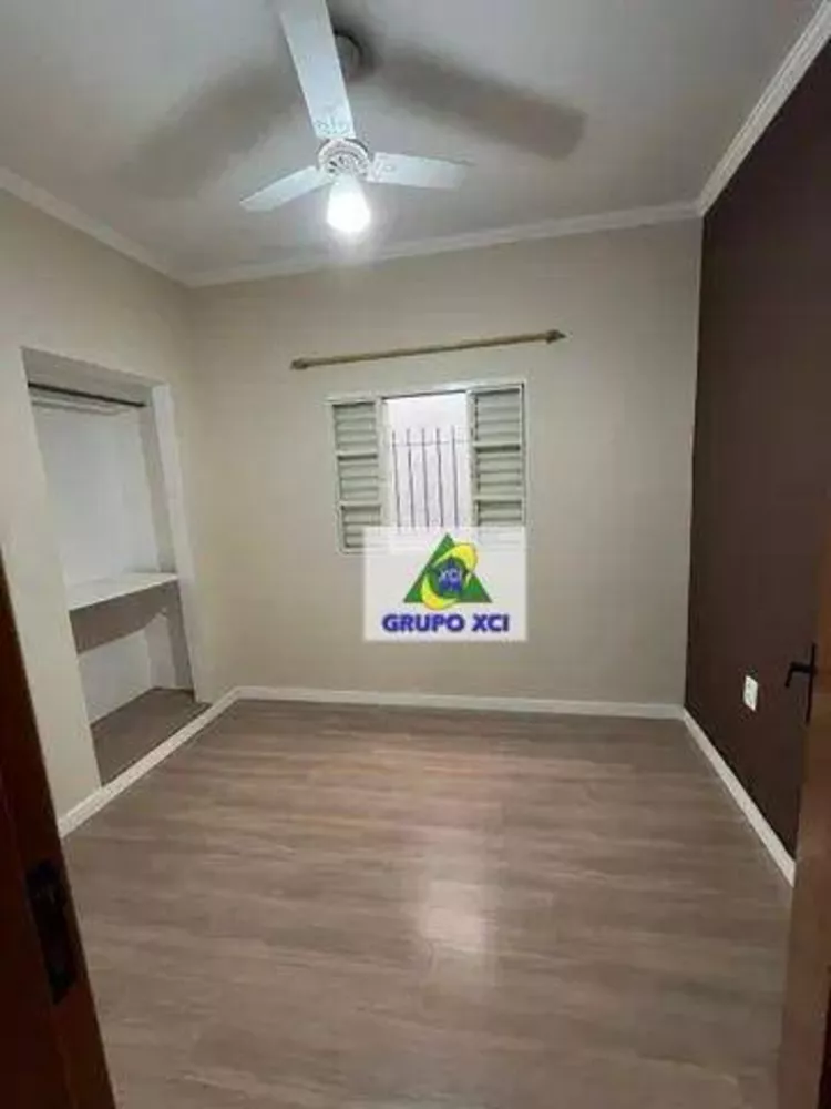 Casa à venda com 3 quartos, 114m² - Foto 9