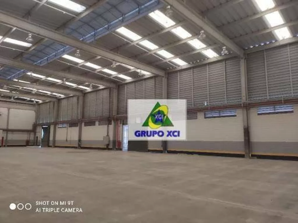 Depósito-Galpão-Armazém para alugar, 2000m² - Foto 1