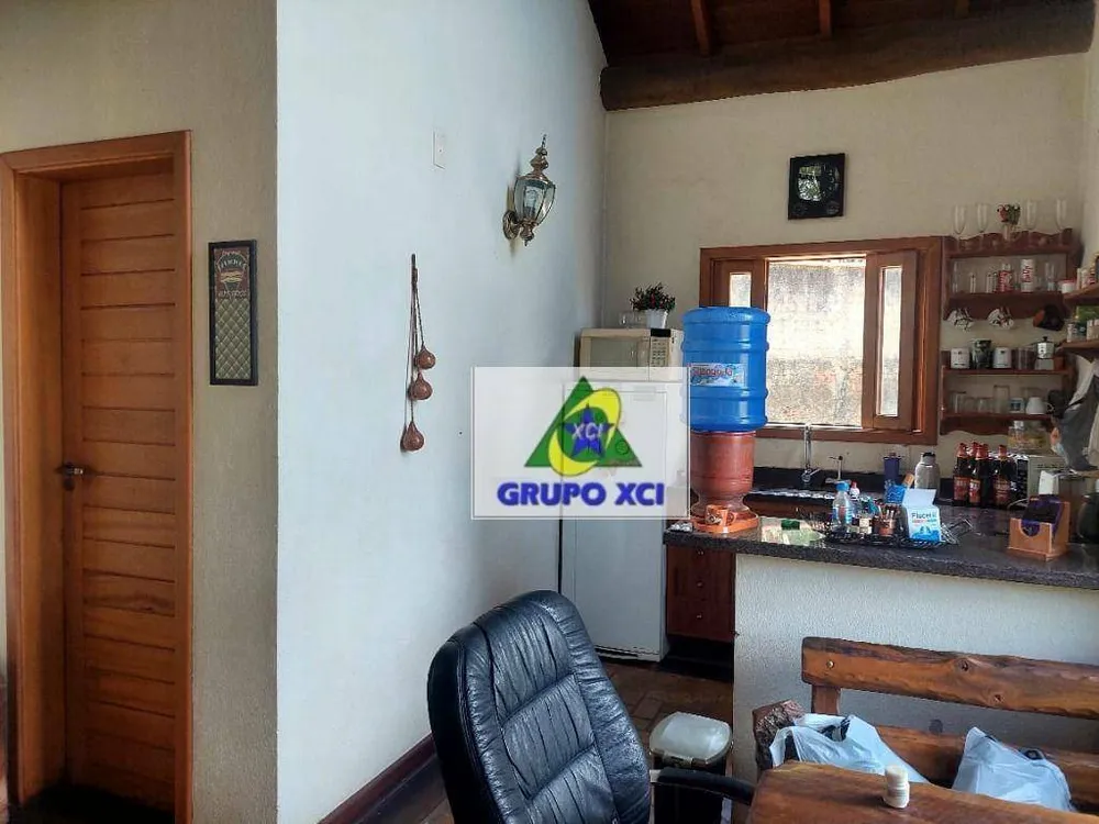 Chácara, 4 quartos, 5000 m² - Foto 9