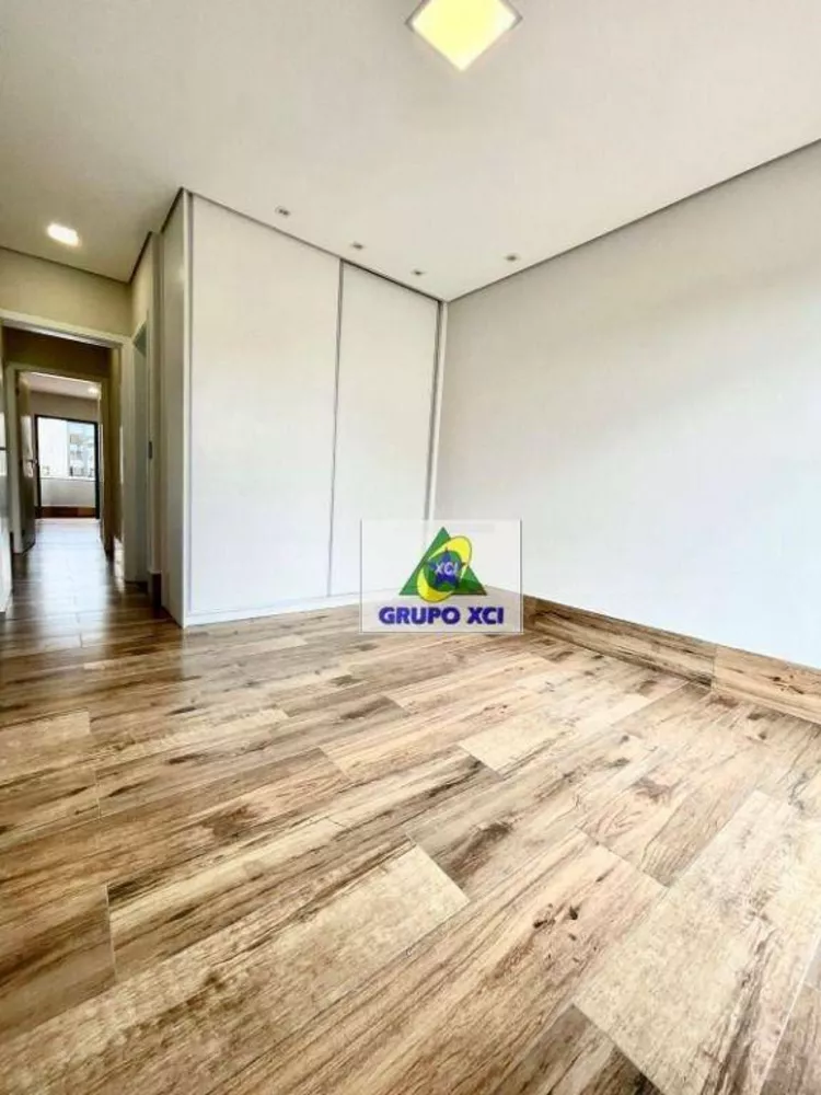 Casa de Condomínio à venda com 3 quartos, 375m² - Foto 6