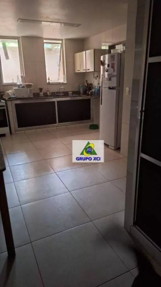 Chácara, 5 quartos, 1000 m² - Foto 17