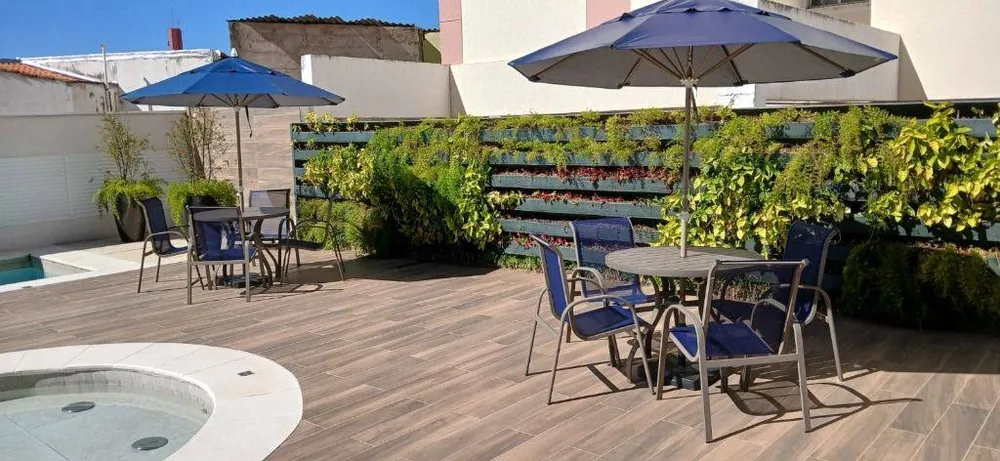 Cobertura, 3 quartos, 225 m² - Foto 2