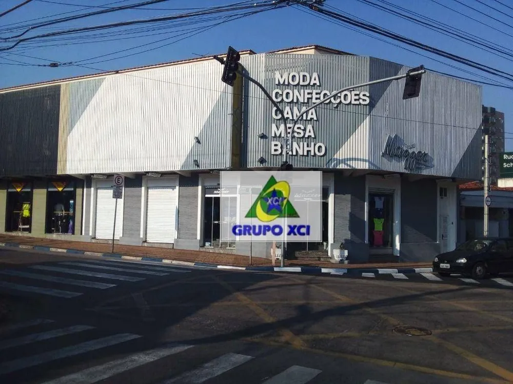 Sobrado, 909 m² - Foto 1
