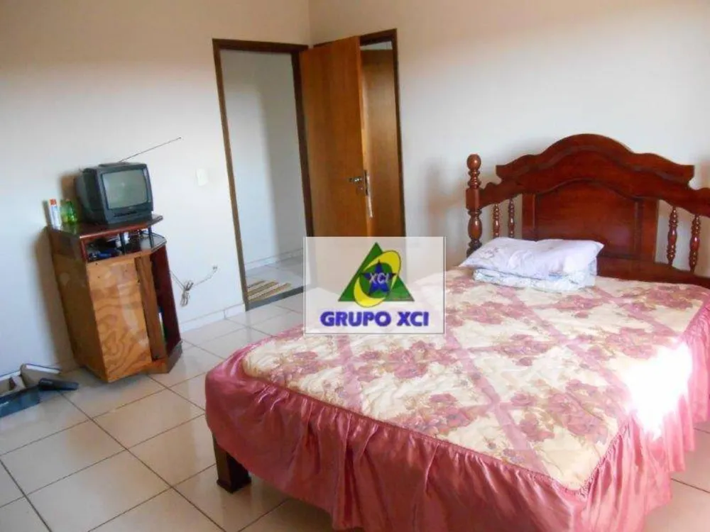 Casa, 3 quartos, 600 m² - Foto 3
