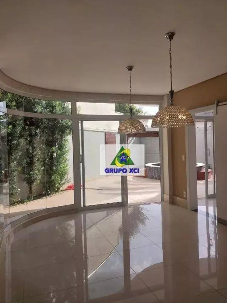 Casa à venda com 4 quartos, 330m² - Foto 3