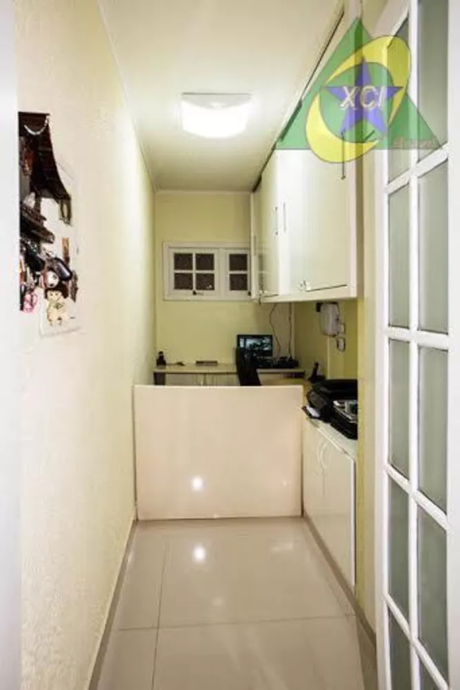 Casa à venda com 3 quartos, 349m² - Foto 4