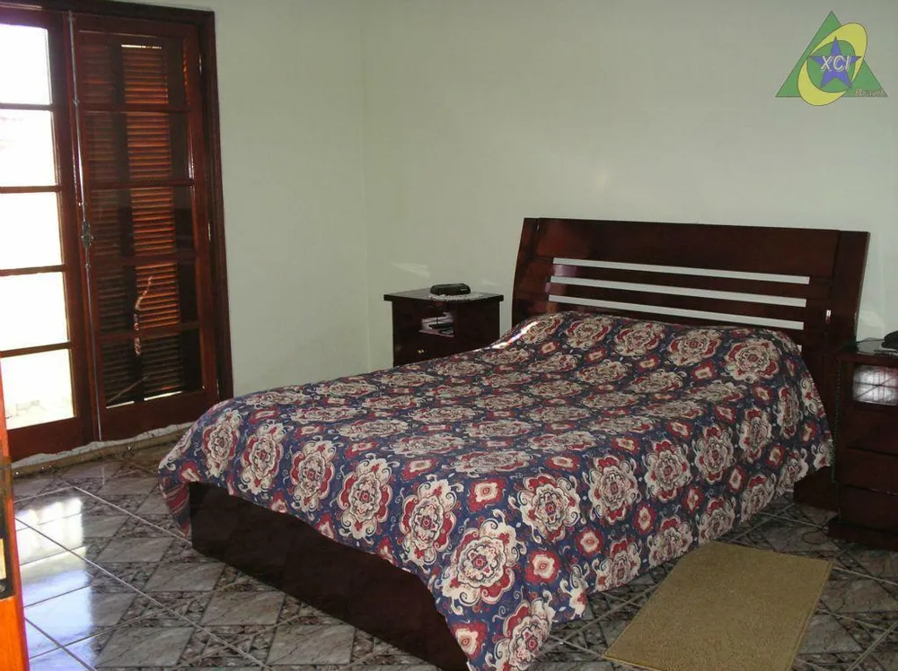 Casa, 3 quartos, 210 m² - Foto 4