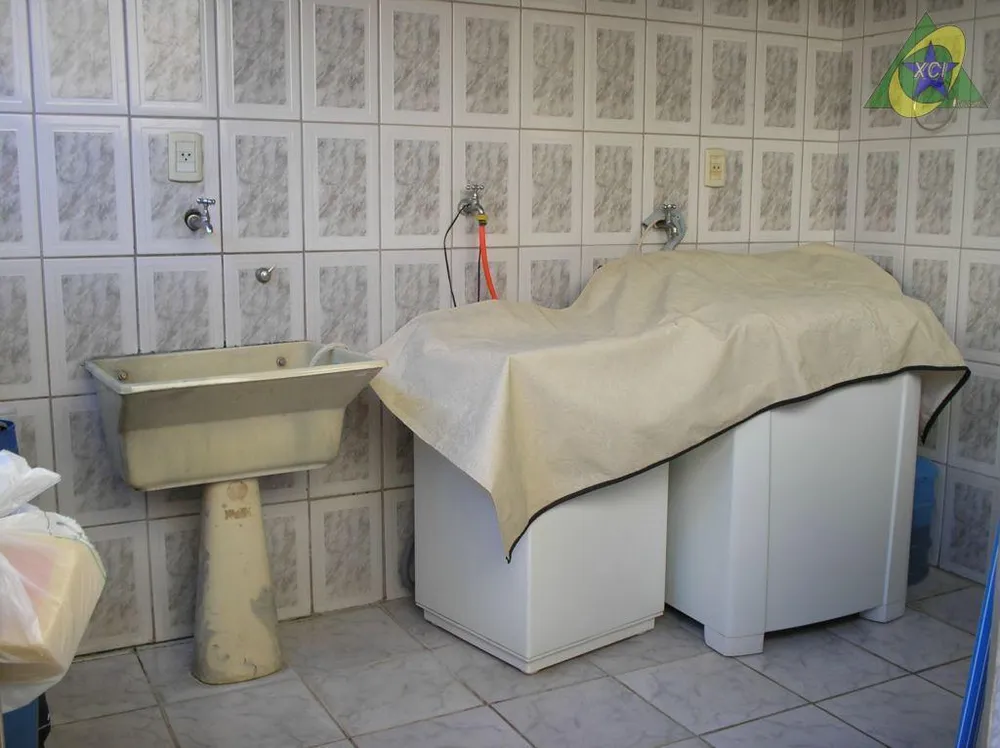 Casa, 3 quartos, 210 m² - Foto 3