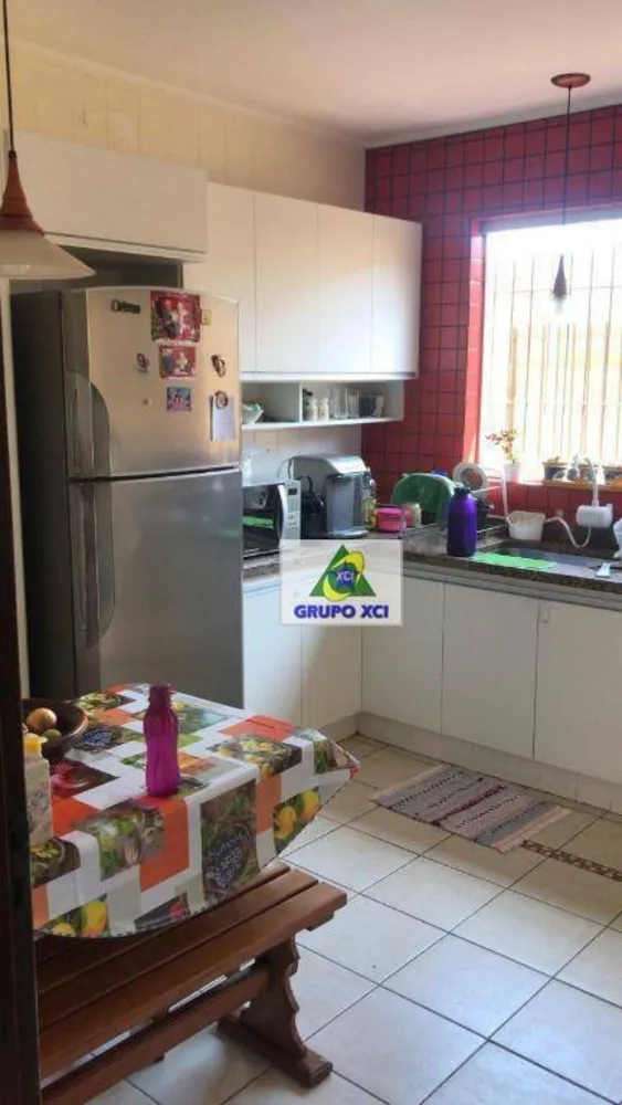 Sobrado, 4 quartos, 259 m² - Foto 4