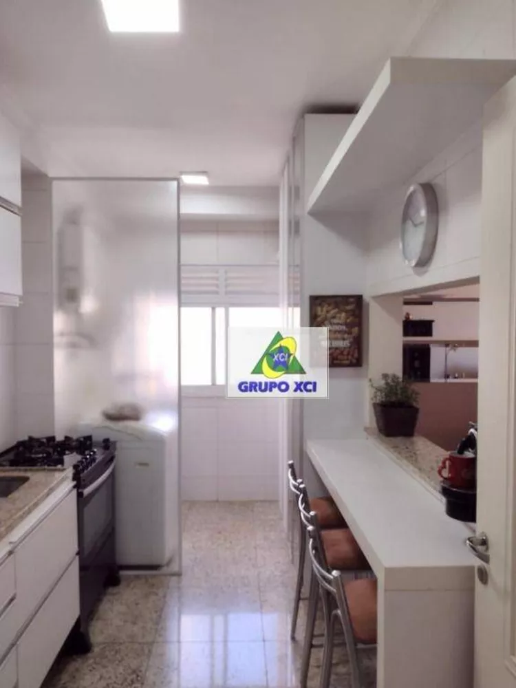 Apartamento à venda com 3 quartos, 75m² - Foto 4