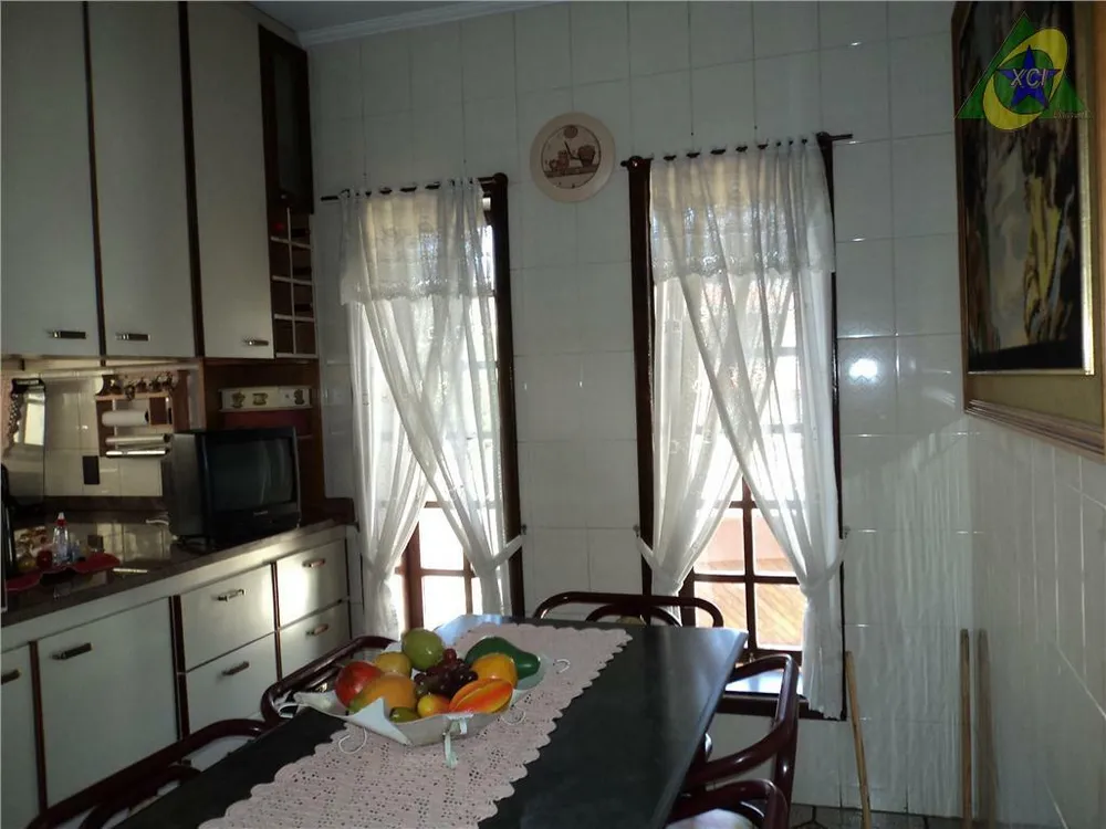 Casa, 4 quartos, 440 m² - Foto 4